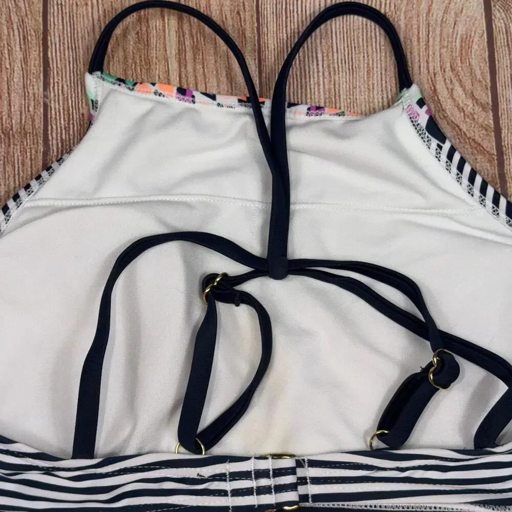Xhilaration Large Striped Bikini Top with Geometric Pattern